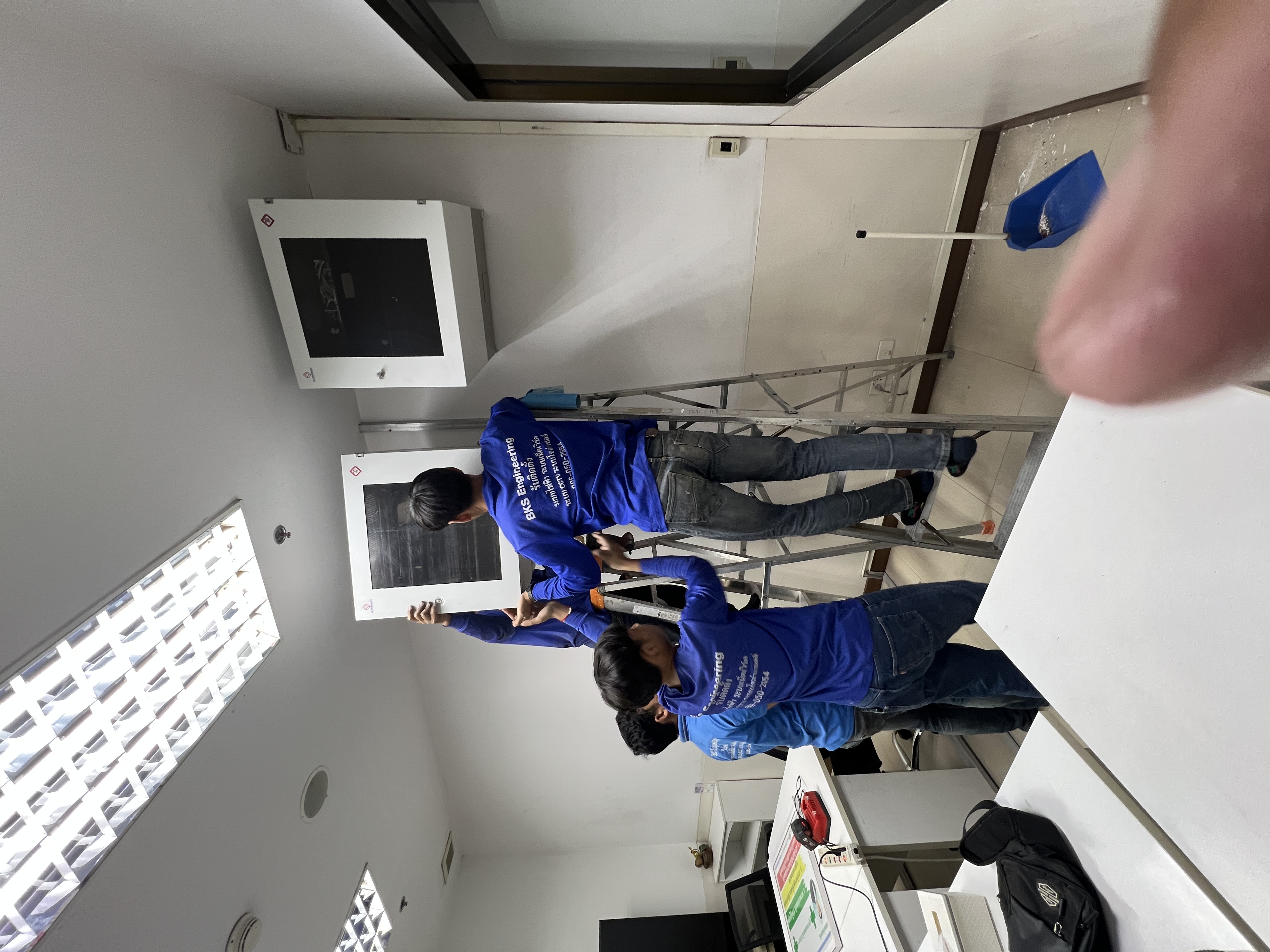 Industrial Fiber Optic Network Installation for Production Lines