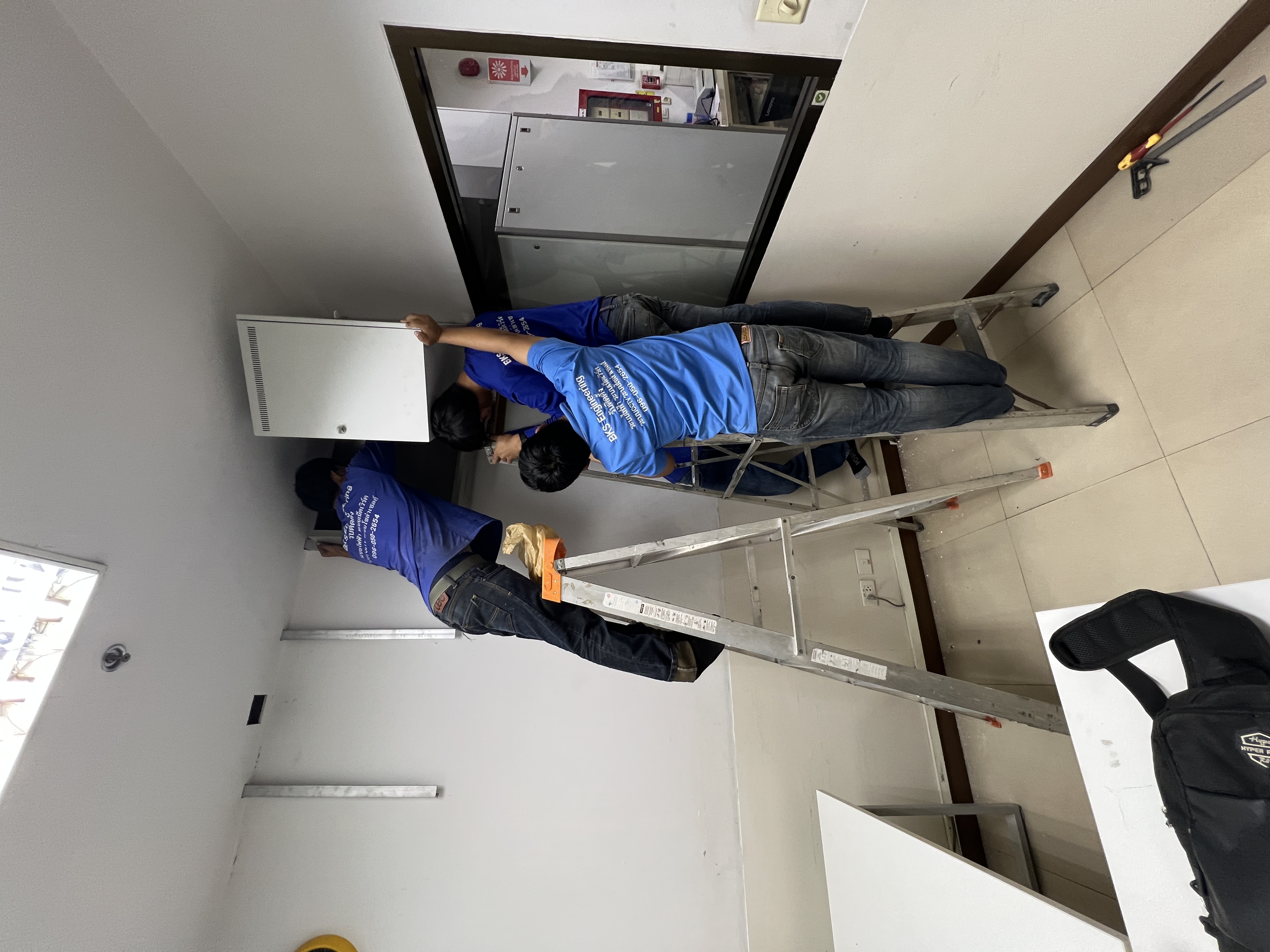Industrial Fiber Optic Network Installation for Production Lines
